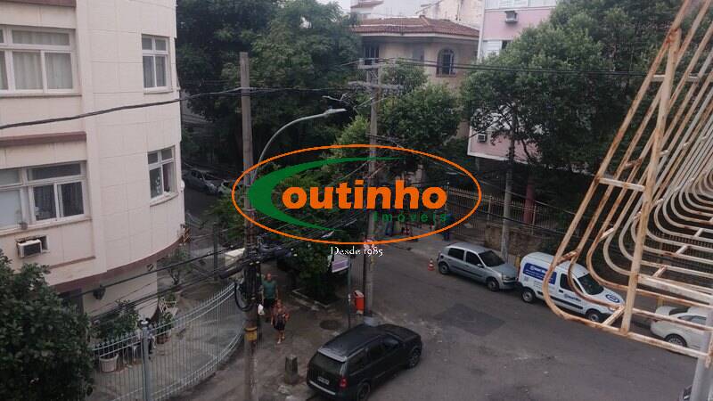 Apartamento à venda com 2 quartos, 60m² - Foto 4