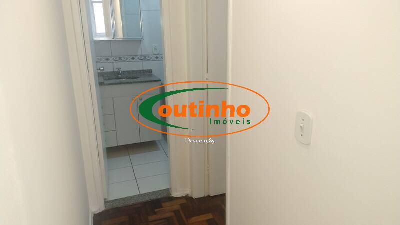 Apartamento à venda com 2 quartos, 60m² - Foto 5