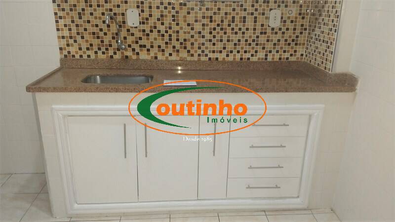 Apartamento à venda com 2 quartos, 60m² - Foto 25