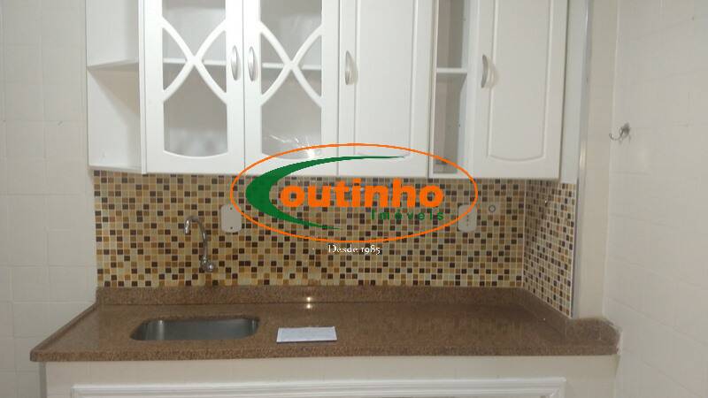 Apartamento à venda com 2 quartos, 60m² - Foto 26