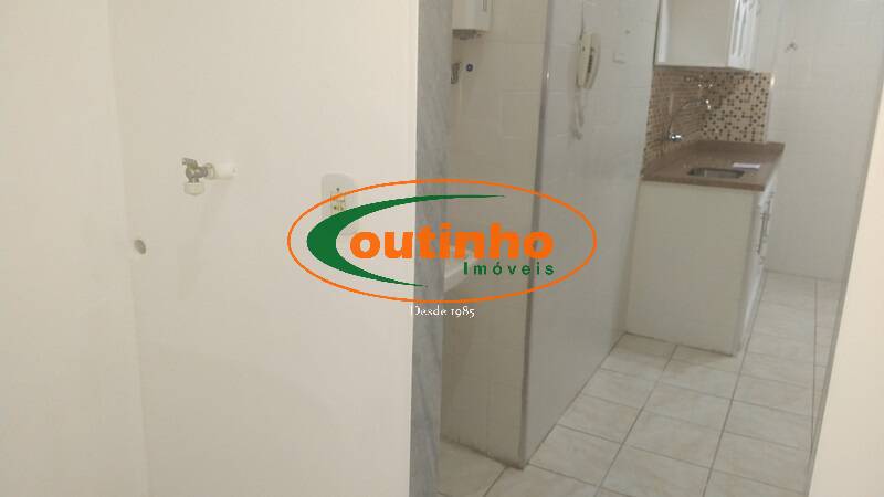 Apartamento à venda com 2 quartos, 60m² - Foto 42