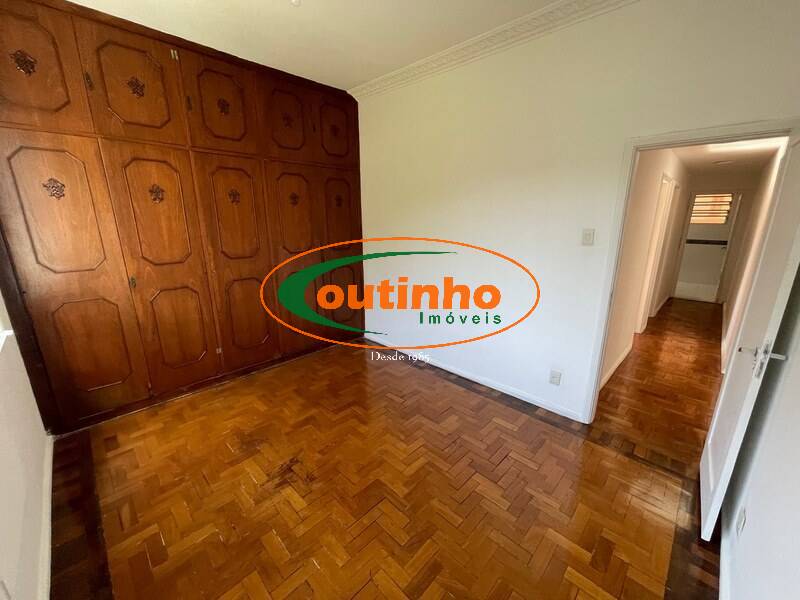 Apartamento à venda com 3 quartos, 120m² - Foto 9