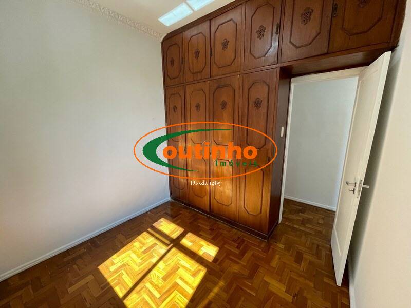 Apartamento à venda com 3 quartos, 120m² - Foto 8