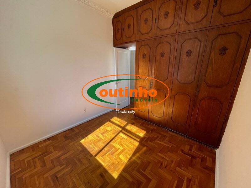 Apartamento à venda com 3 quartos, 120m² - Foto 10