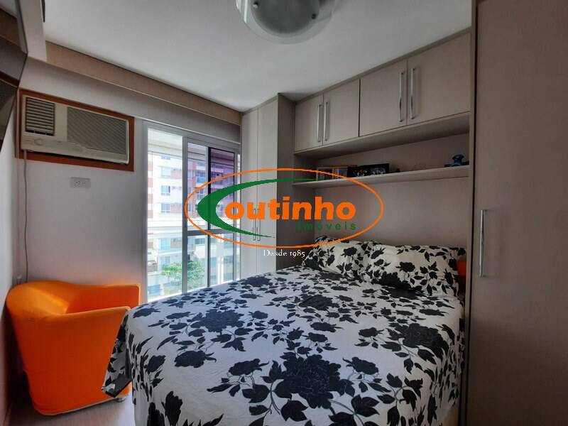 Apartamento à venda com 3 quartos, 98m² - Foto 16