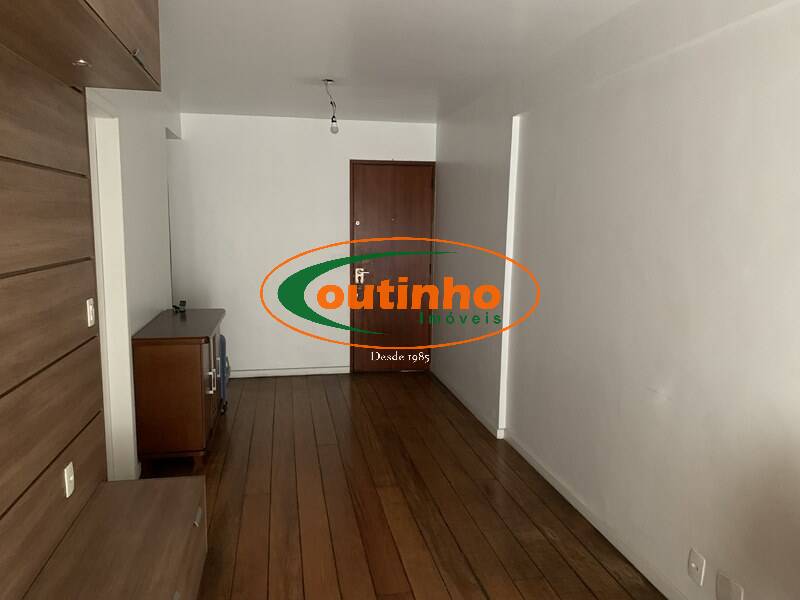 Apartamento à venda com 2 quartos, 68m² - Foto 7