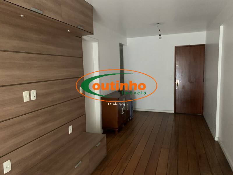 Apartamento à venda com 2 quartos, 68m² - Foto 8