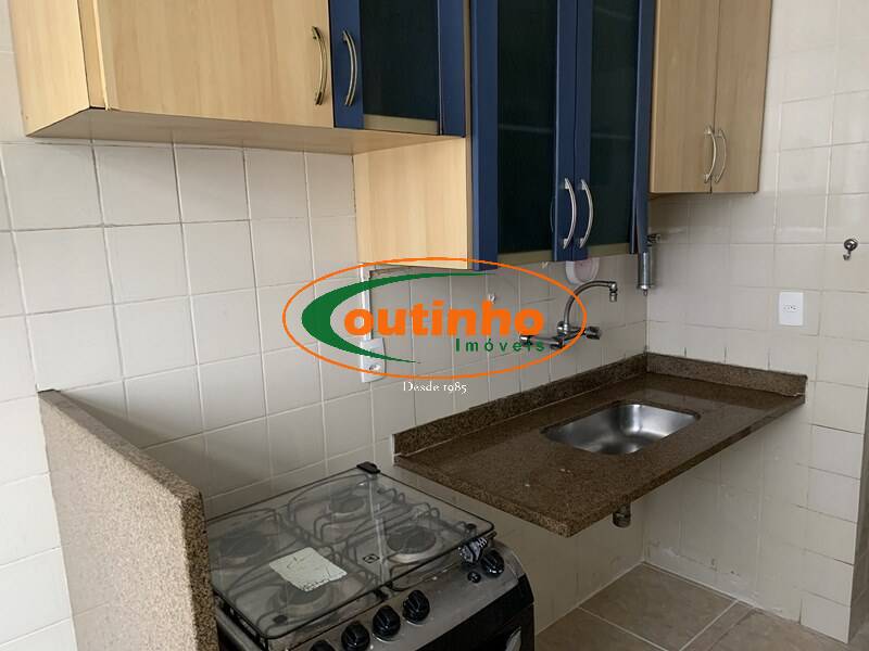 Apartamento à venda com 2 quartos, 68m² - Foto 23