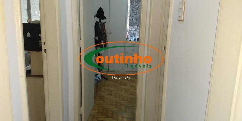 Apartamento à venda com 2 quartos, 70m² - Foto 6