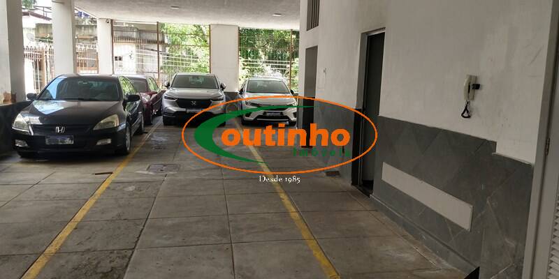 Apartamento à venda com 2 quartos, 70m² - Foto 43