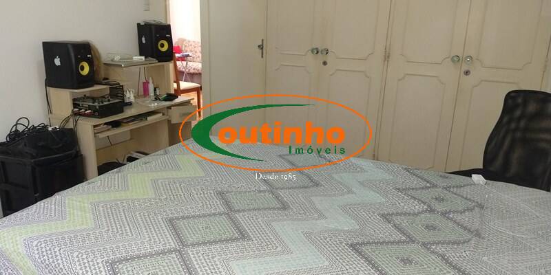 Apartamento à venda com 2 quartos, 70m² - Foto 11