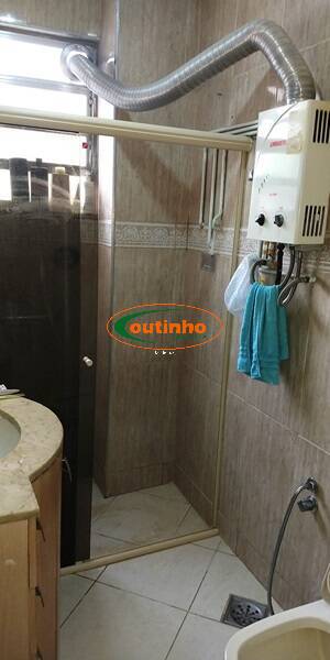 Apartamento à venda com 2 quartos, 70m² - Foto 21