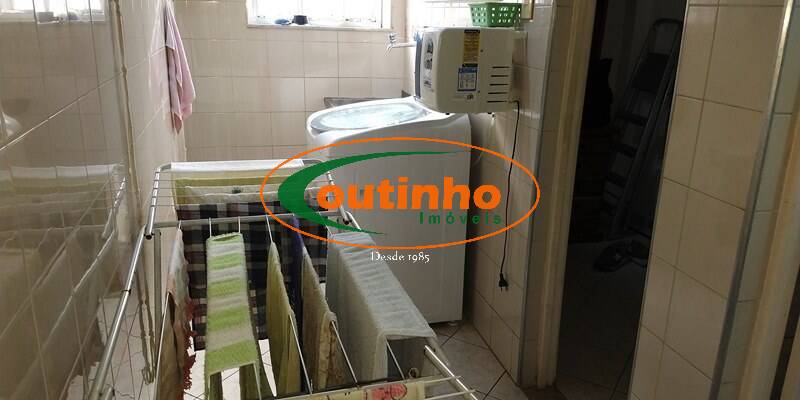 Apartamento à venda com 2 quartos, 70m² - Foto 31