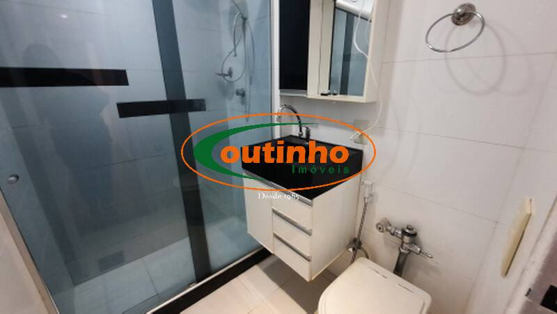 Apartamento à venda com 2 quartos, 67m² - Foto 13