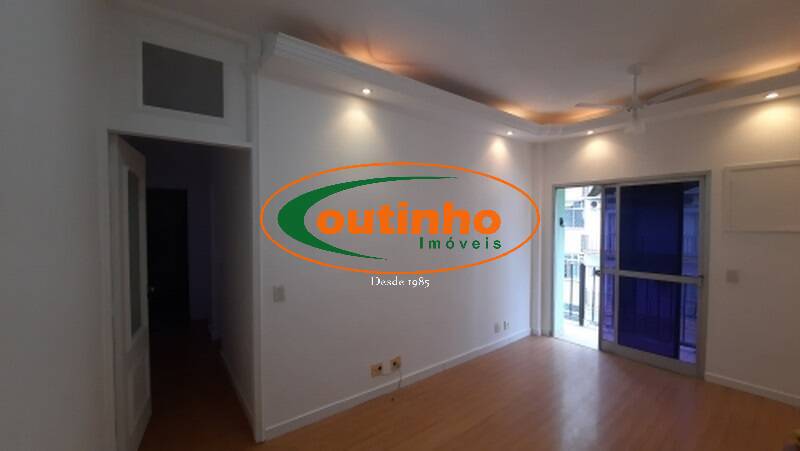 Apartamento à venda com 2 quartos, 67m² - Foto 7