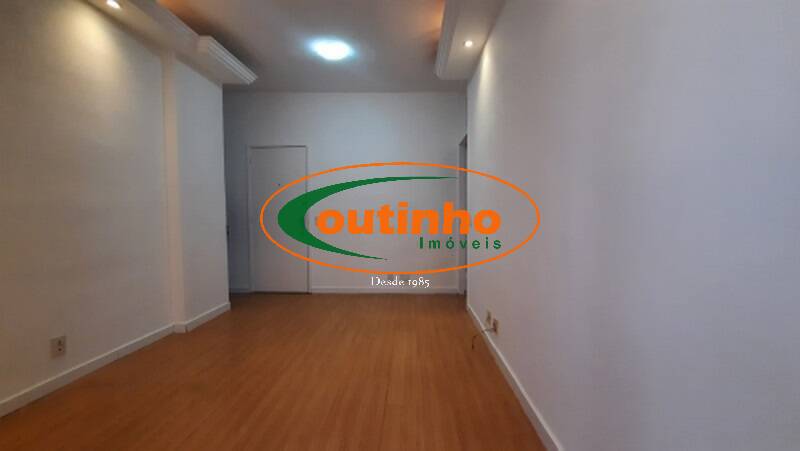 Apartamento à venda com 2 quartos, 67m² - Foto 6