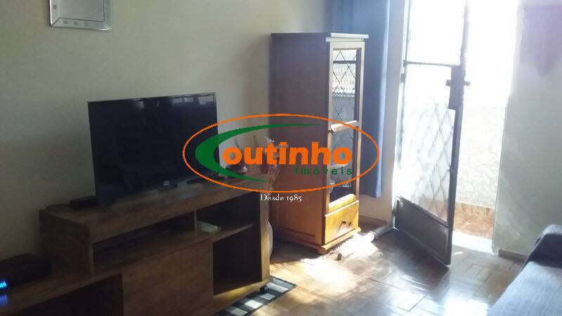 Apartamento à venda com 2 quartos, 70m² - Foto 11