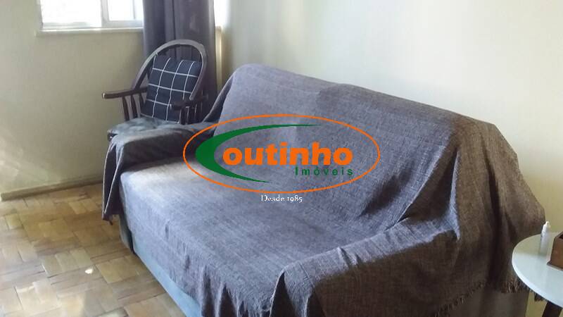 Apartamento à venda com 2 quartos, 70m² - Foto 6