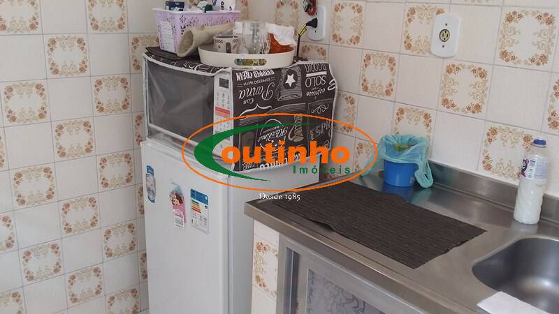 Apartamento à venda com 2 quartos, 70m² - Foto 16