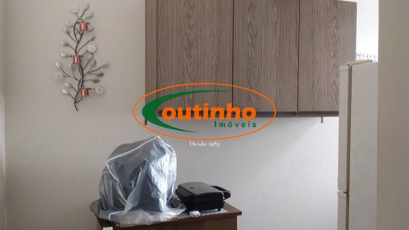 Apartamento à venda com 2 quartos, 70m² - Foto 20