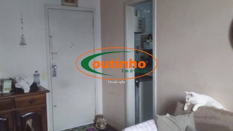 Apartamento à venda com 3 quartos, 80m² - Foto 4