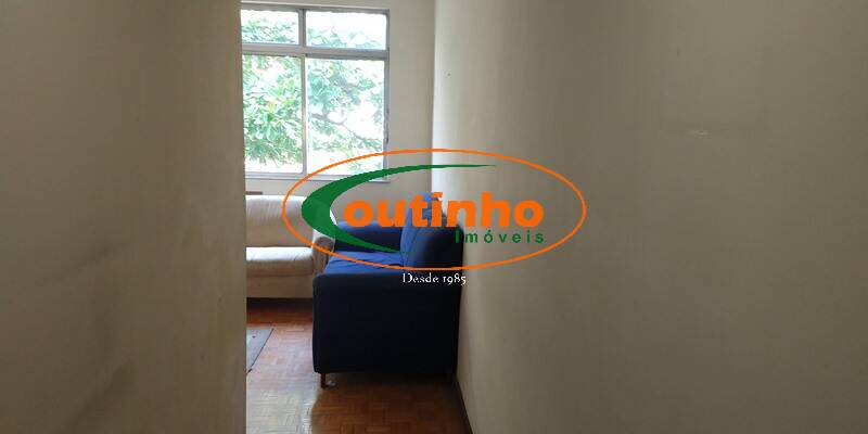 Apartamento à venda com 2 quartos, 64m² - Foto 3