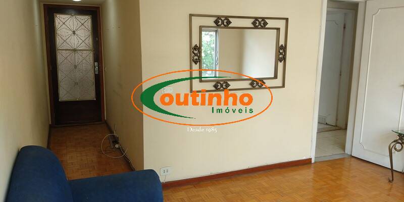 Apartamento à venda com 2 quartos, 64m² - Foto 4