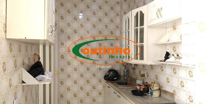 Apartamento à venda com 2 quartos, 64m² - Foto 32