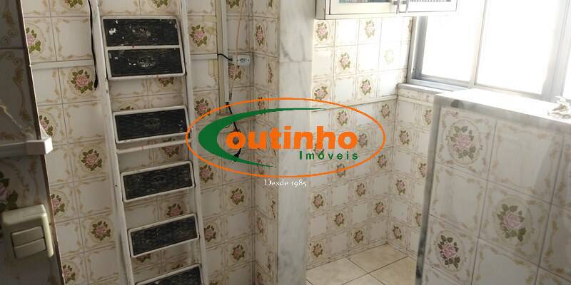 Apartamento à venda com 2 quartos, 64m² - Foto 40