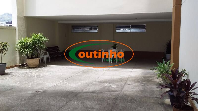 Apartamento à venda com 2 quartos, 86m² - Foto 30