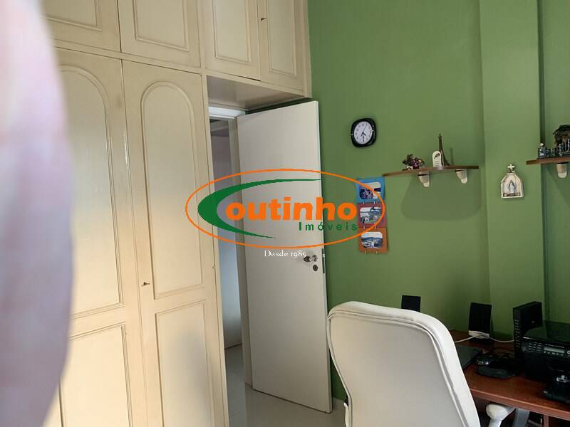 Apartamento à venda com 3 quartos, 98m² - Foto 16