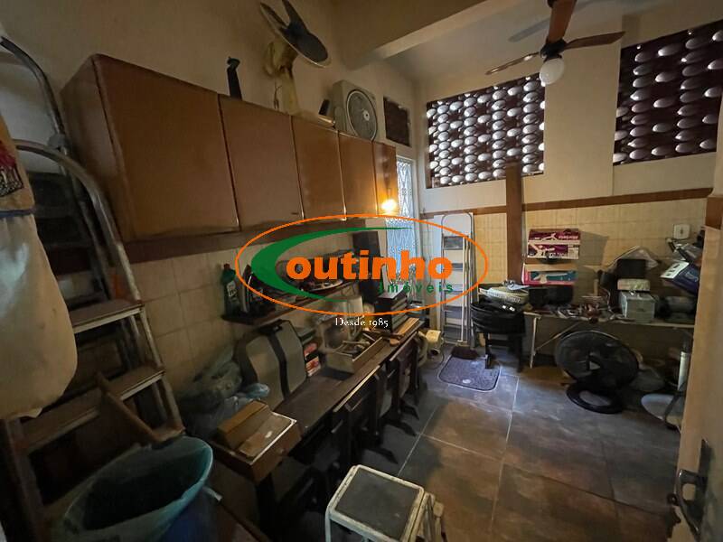 Apartamento à venda com 3 quartos, 90m² - Foto 12