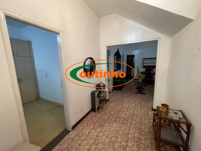 Apartamento à venda com 3 quartos, 90m² - Foto 15