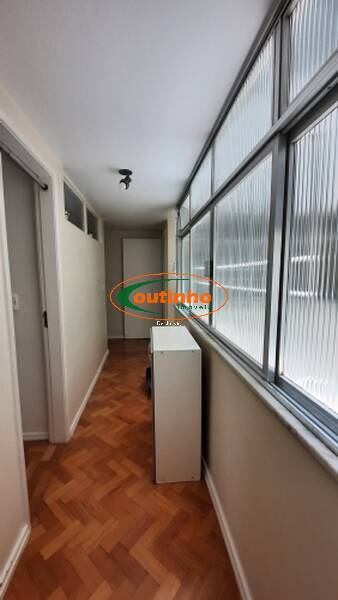 Apartamento à venda com 4 quartos, 180m² - Foto 15