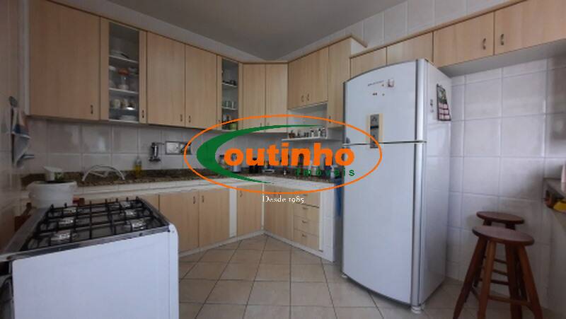 Apartamento à venda com 4 quartos, 180m² - Foto 25