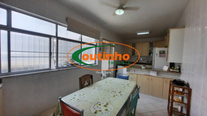 Apartamento à venda com 4 quartos, 180m² - Foto 27