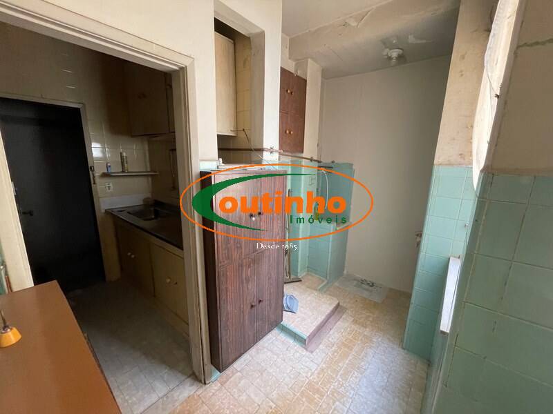 Apartamento à venda com 3 quartos, 80m² - Foto 5