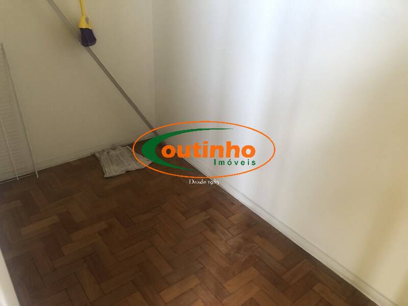 Apartamento à venda com 2 quartos, 83m² - Foto 12