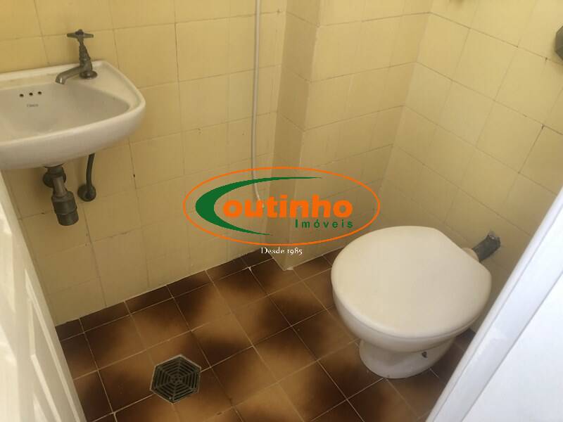 Apartamento à venda com 2 quartos, 83m² - Foto 13