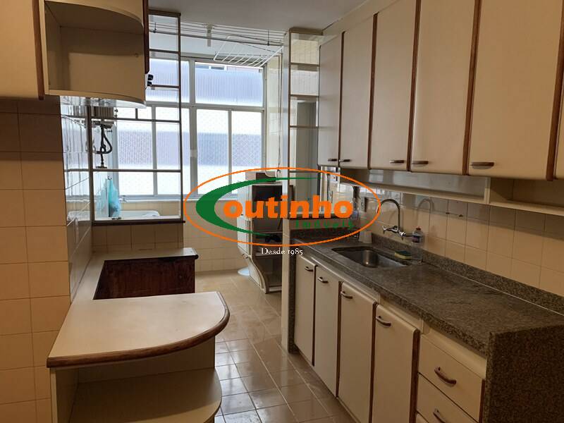 Apartamento à venda com 3 quartos, 110m² - Foto 22