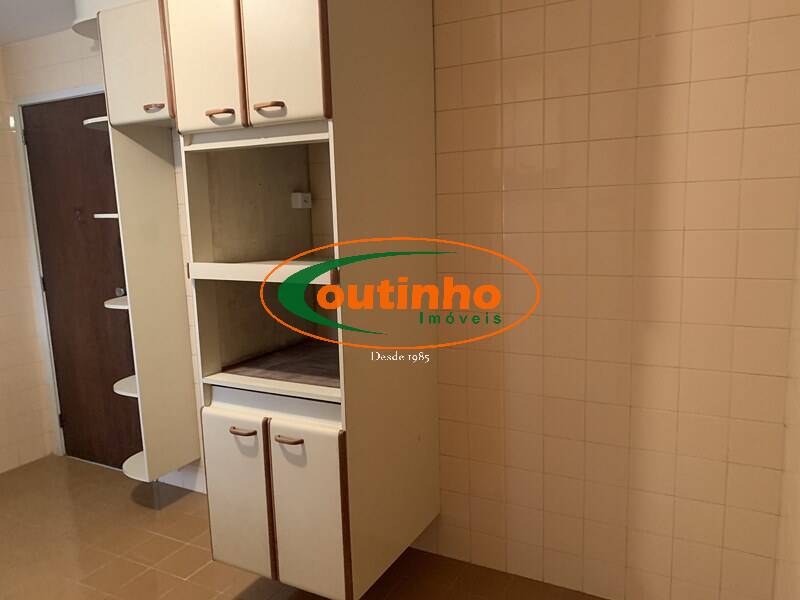 Apartamento à venda com 3 quartos, 110m² - Foto 19