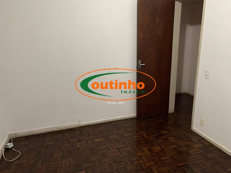 Apartamento à venda com 3 quartos, 110m² - Foto 16