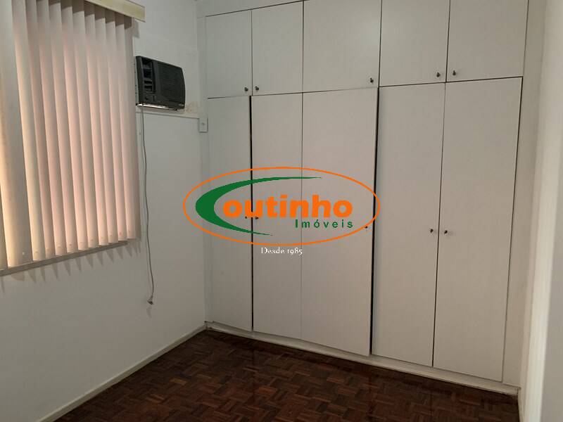 Apartamento à venda com 3 quartos, 110m² - Foto 9