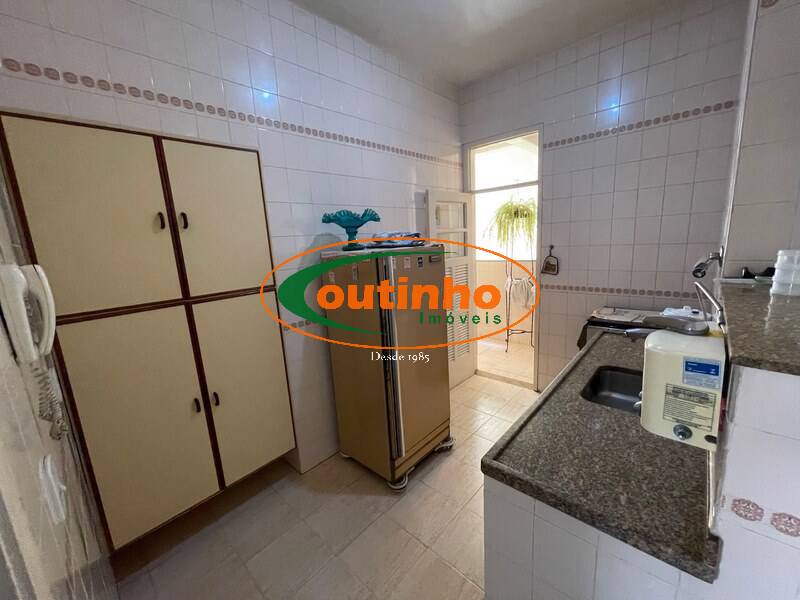 Apartamento à venda com 2 quartos, 71m² - Foto 7