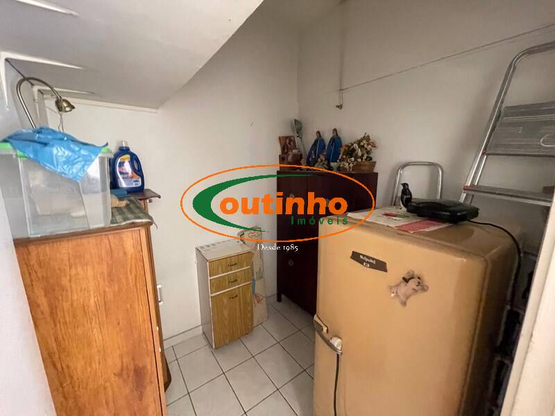 Apartamento à venda com 2 quartos, 71m² - Foto 9