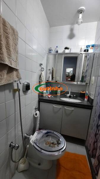 Apartamento à venda com 2 quartos, 80m² - Foto 18