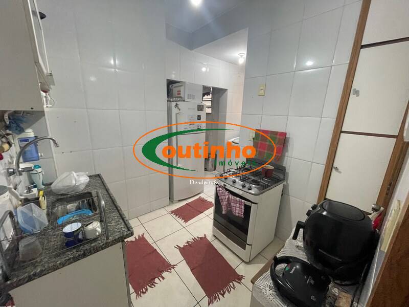 Apartamento à venda com 3 quartos, 75m² - Foto 17