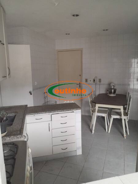 Apartamento à venda com 3 quartos, 182m² - Foto 22