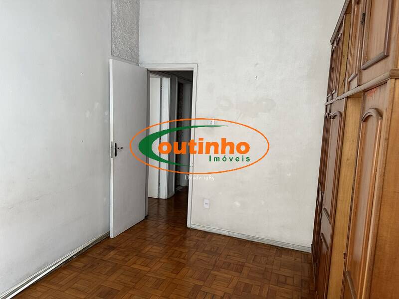 Apartamento à venda com 3 quartos, 104m² - Foto 10