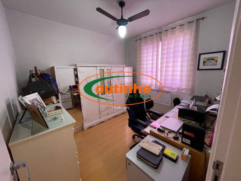 Apartamento à venda com 2 quartos, 72m² - Foto 14